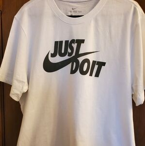 White XL Nike t-shirt